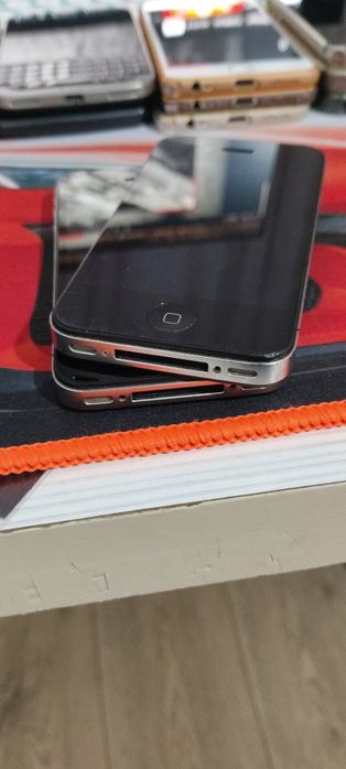 iPhone 4/4S 16/32Gb Black