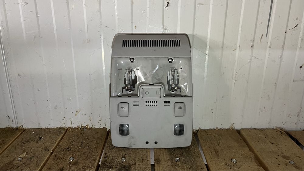 Плафон за таван Audi A4 B6