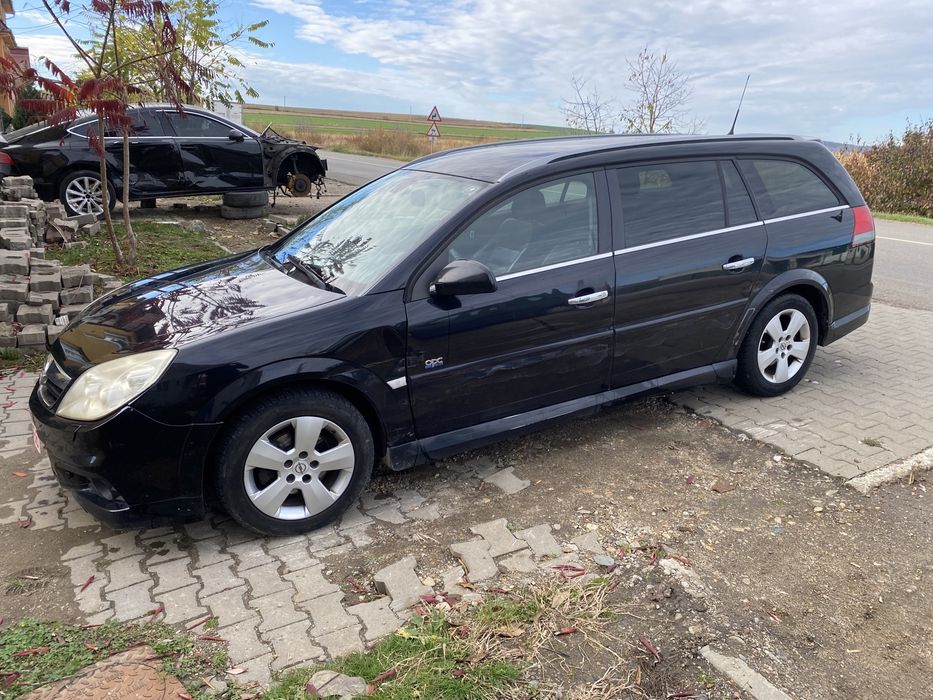 Piese Opel Vectra C OPC 1.9 cdti 120 cp an 2009.xenon bara fata motor