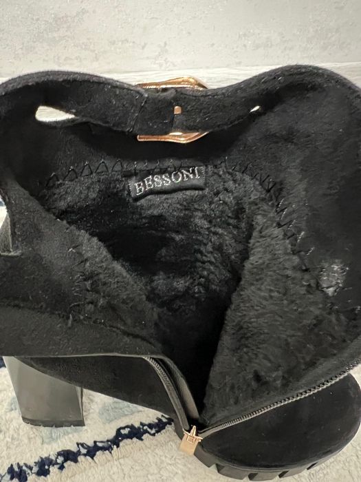 Продам новые ботильоны размер 37