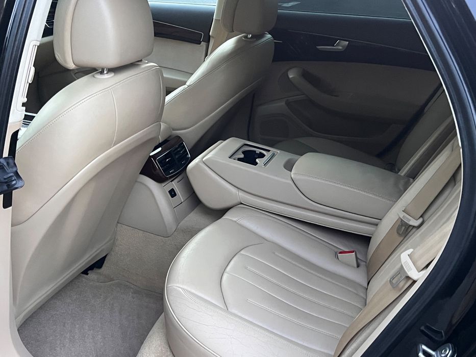 Audi A8 2011, 3.0 diesel 250CP Quatro, Distronic, Trapa, stare buna, proprietar