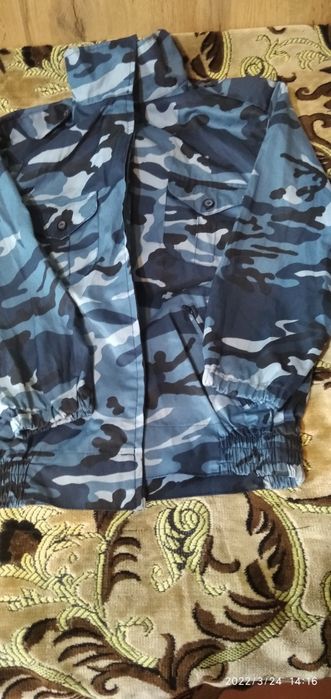 Костюм на мальчика 10-11 лет.