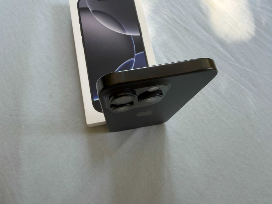 iPhone 16 Pro Black Titanium/128 GB