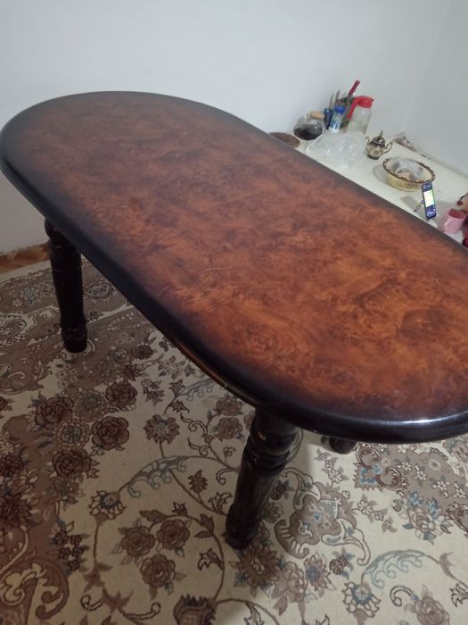 Продам сто дерево.