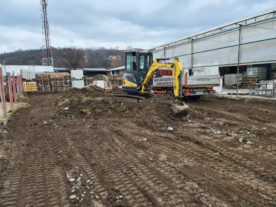 Excavator bobcat miniîncarcator buldoexcavator cilindru compactor