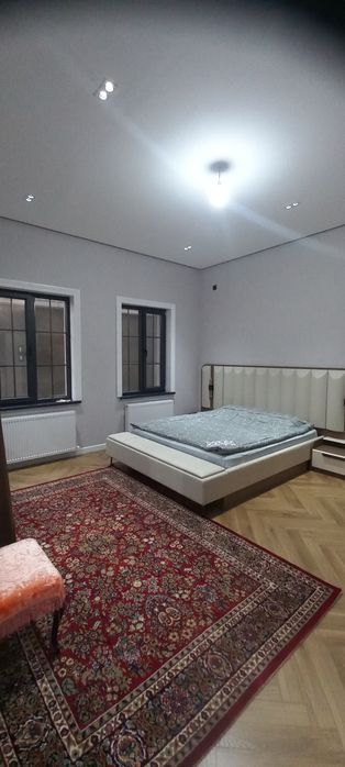 Сергели  Евродом 2 этажа 6 соток 7 комнат