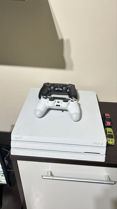 PlayStation PS 4 pro  1 TB Alb