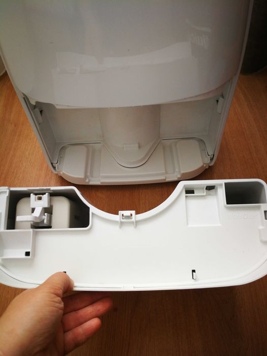 Dezumidificator în stare impecabilă