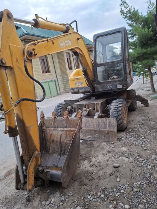 Эксковатор Yuta 70 Сотилади арзон нархда
