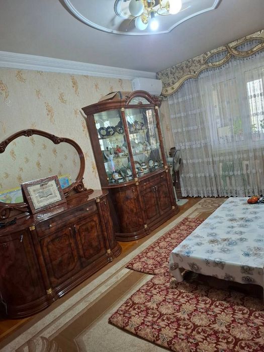 Продается 3 комнатная квартира на Чиланзар 14 ор Жуковская