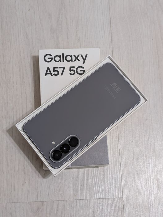 Samsung A57 128 gb Ram 8 5G