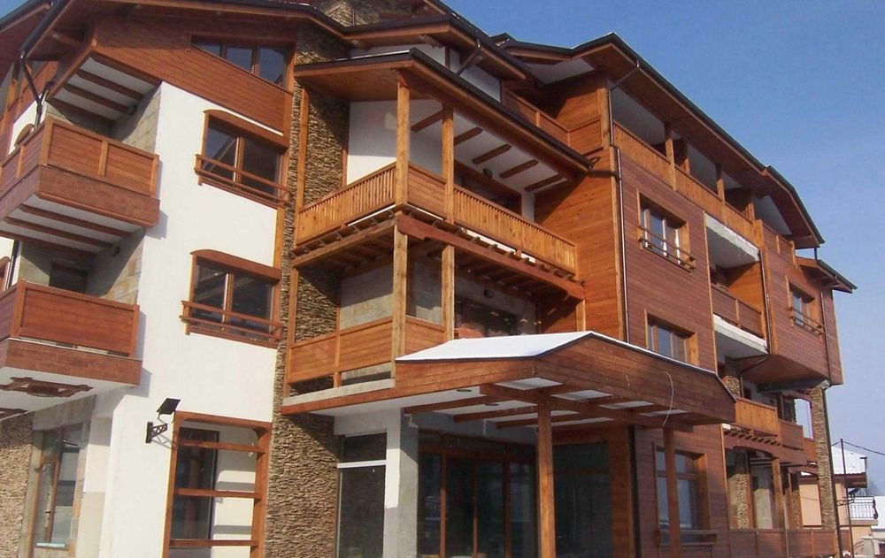 Продава се Хотел в Банско - 2200 кв.м за 237 €/кв.м - Снимка #23