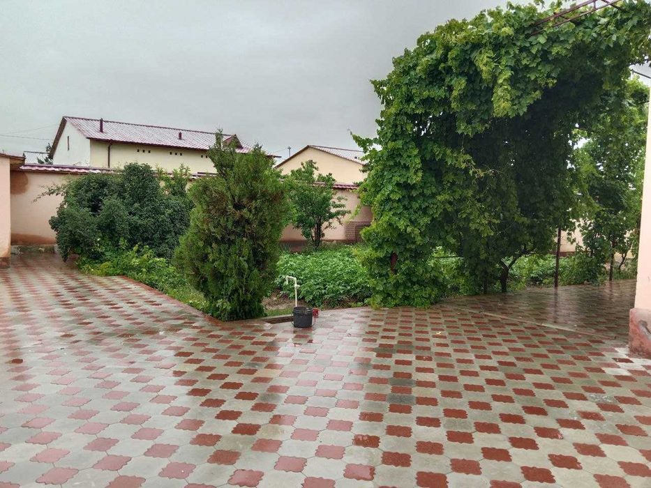 Кармана тумани Дустликда 2013 котедж сотилади