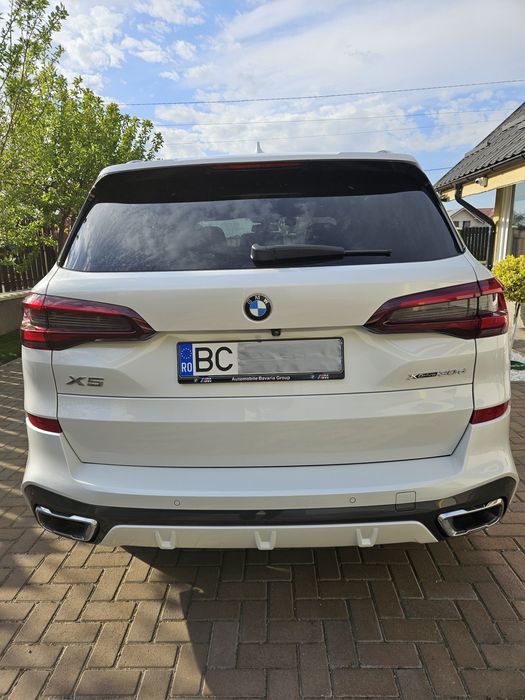 BMW X5 2021 — imagine 3