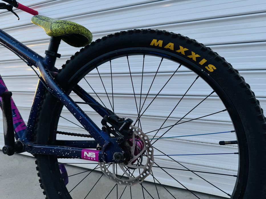 NS Bikes Dirt Jump велосипед колело НС