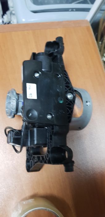 W207 A207 E350 Мерцедес Mercedes Части за Фар задна Броня Прагове