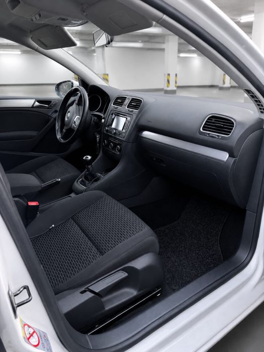 Volkswagen golf 6 an 2012-6a, euro 5,  1.2 benzina 105 cp, 6 trepte, posibil rate buletin