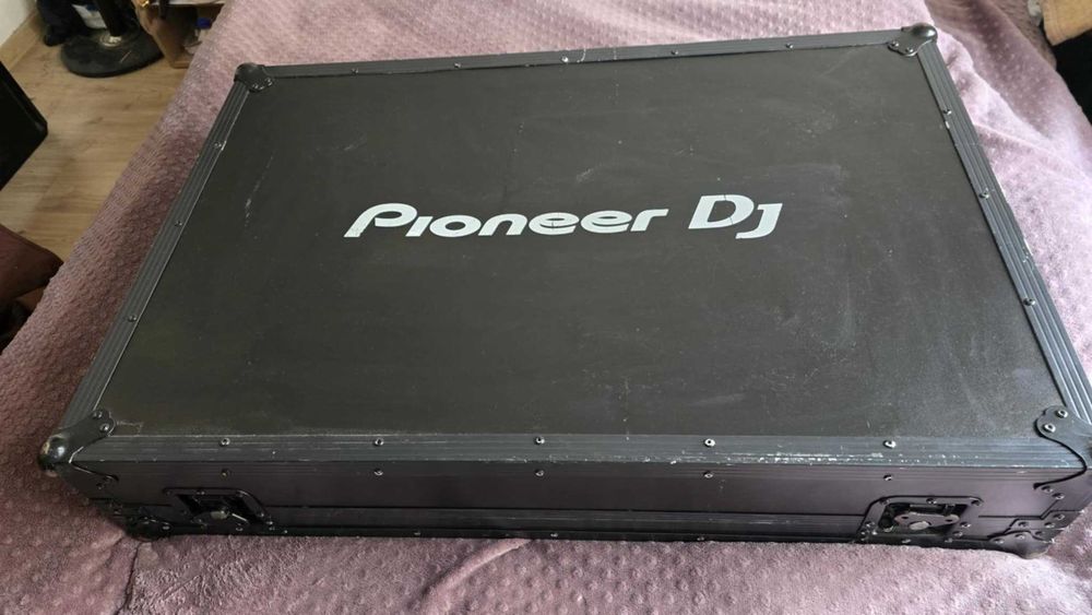 Pioneer DDJ-RZX контролер