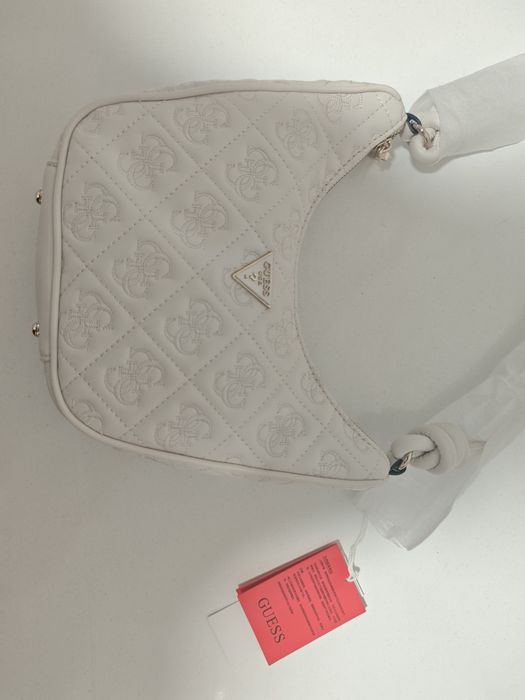 Сумочка GUESS. Оригинал.