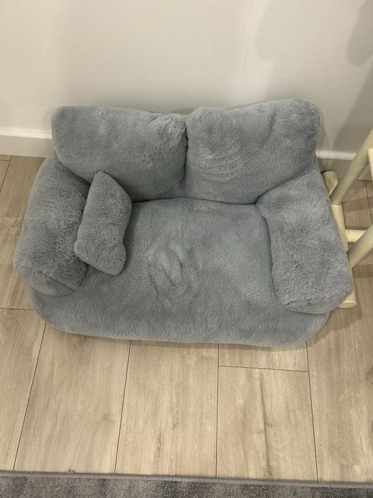 Лежак или диван для кота