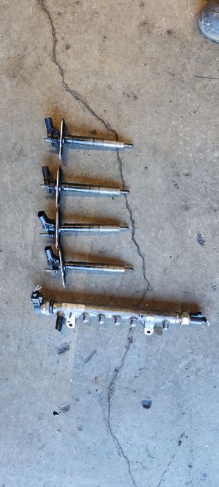 Injector Seat exeo audi A4 b8 2.0tdi CAG 140cp 300lei buc la set