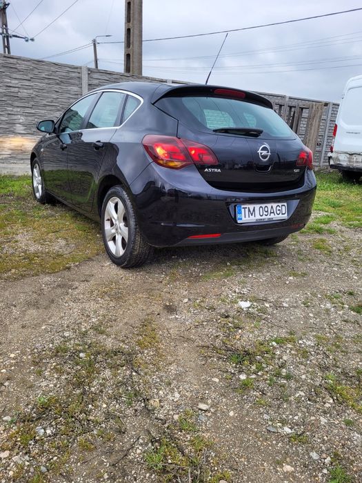 Vand Opel Astra J | An 2010 | 1.7 CDTI