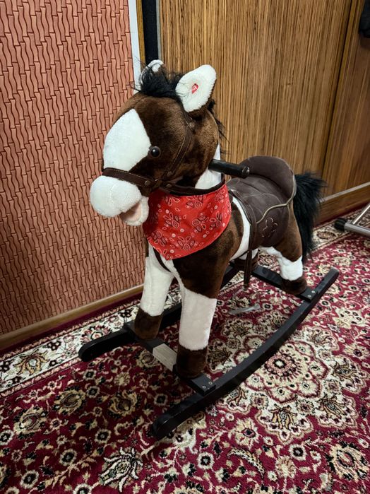 Лошадка качалка детская