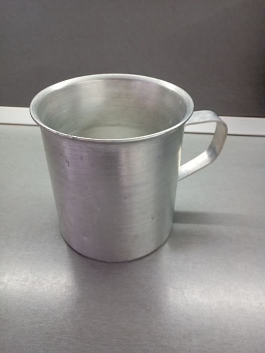 Млековар. Материал-алуминии