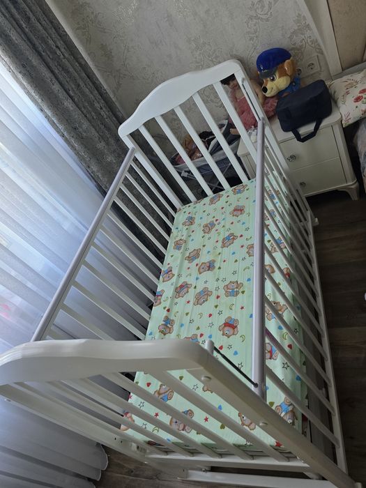 Продам детскую кроватку.