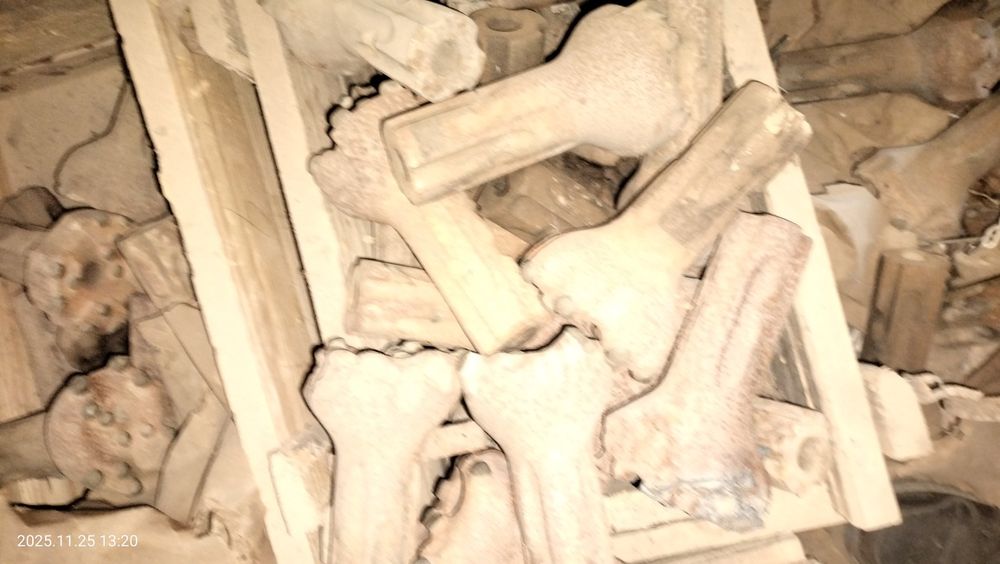 Долото,коронка буровая.