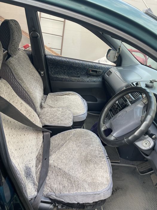 Продам Toyota Ipsum 1996