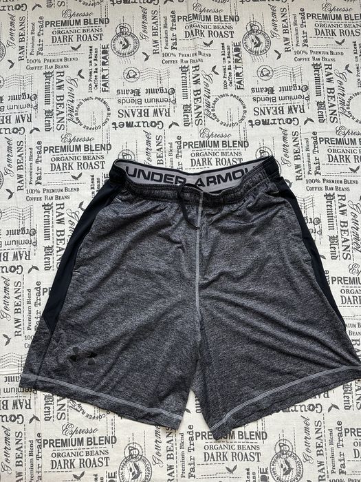 Under Armour original къси гащи, панталони, шорти.M