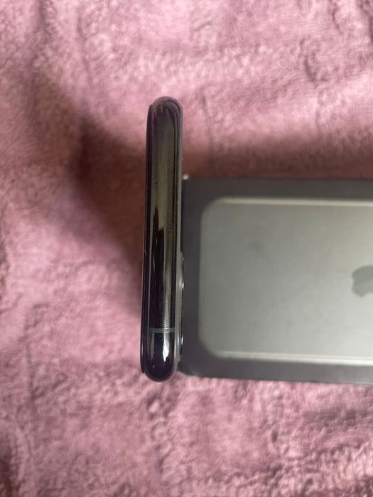 Iphone 11 pro / 85.000