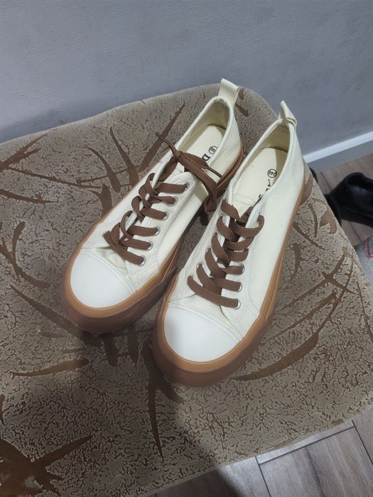 Кеды женские новые