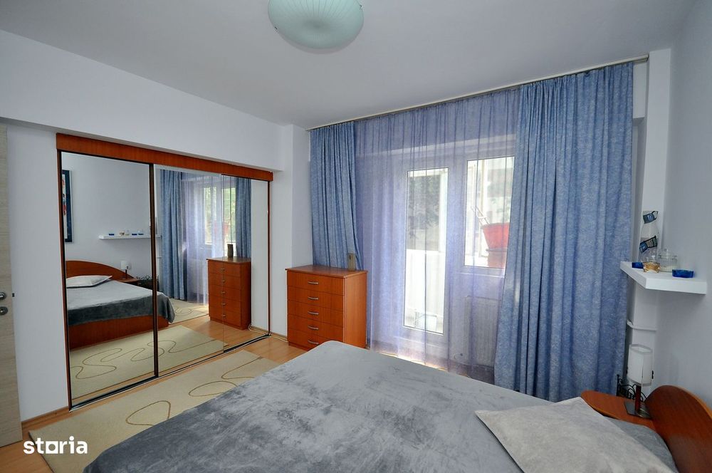 Panduri apartament 2 camere decomandat, etaj 1, renovat recent