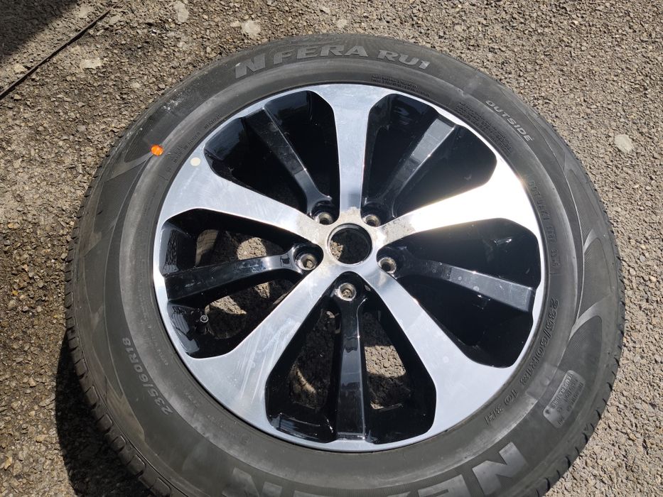 18" оригинална резервна гума с джанта за Kia Sorento/Hyundai Santa fe.