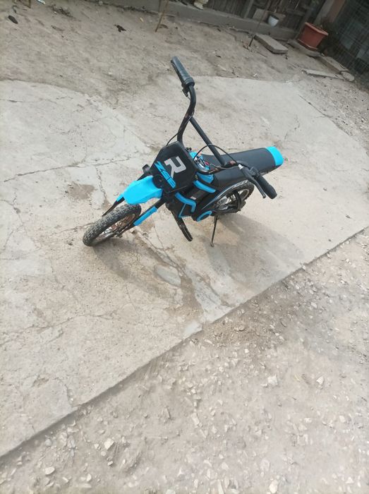 Vând motocross electric