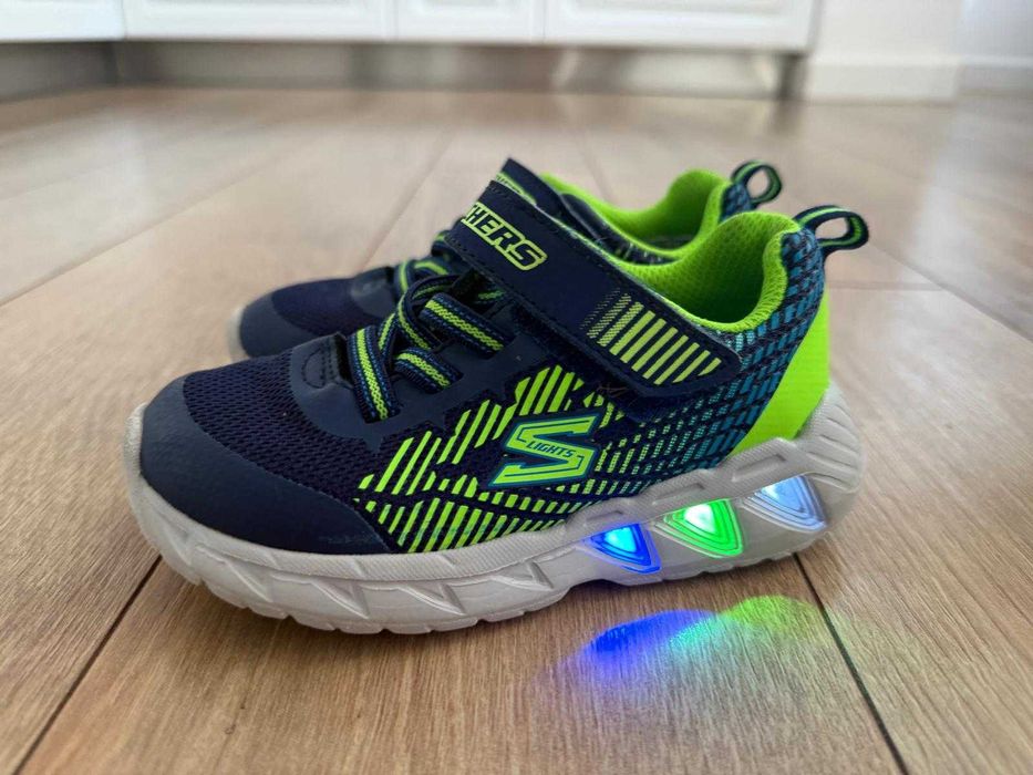 Skechers 25 adidasi copii luminite S Lights