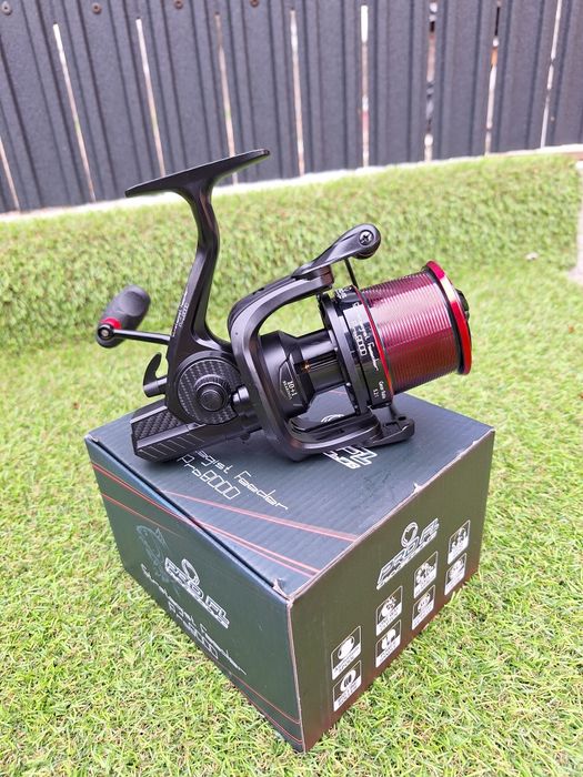 Mulineta Strategist Feeder 8000