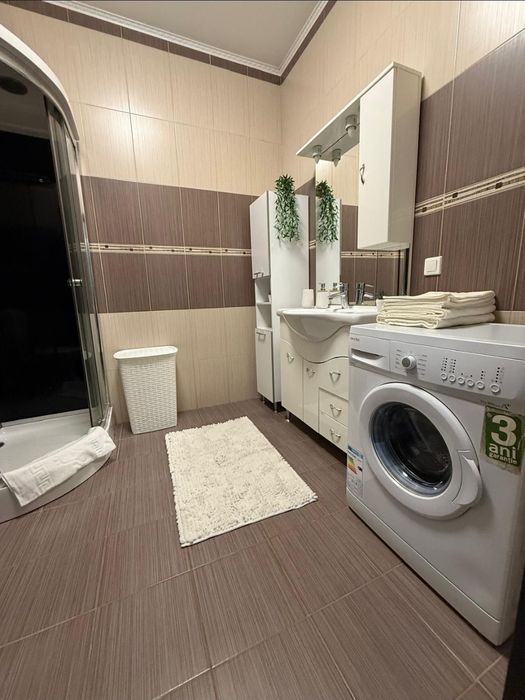 Închiriez apartament în regim hotelier zona Miorița,  Banca Națională