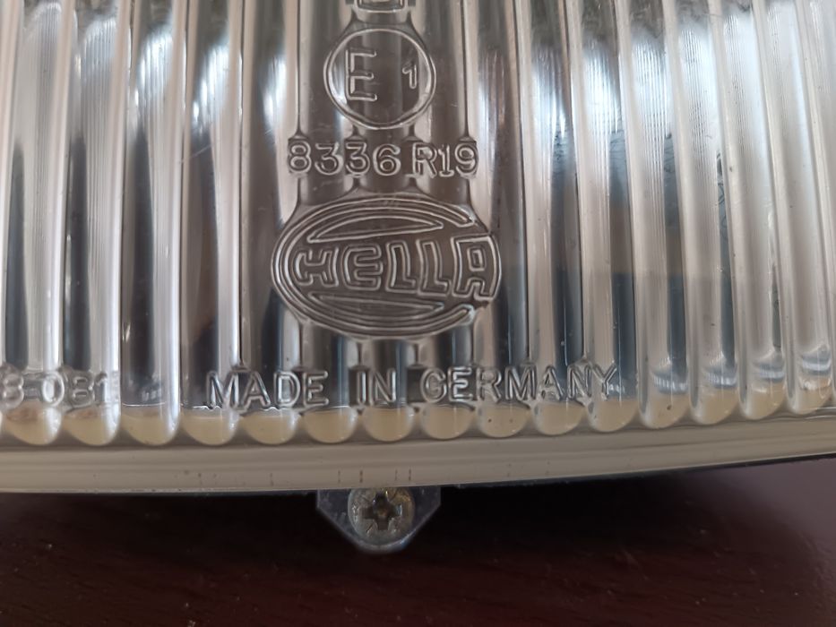 Proiector Hella  produs în Germania.