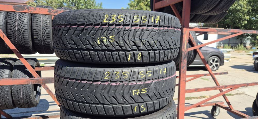 235 55 17 Vredestein M+S