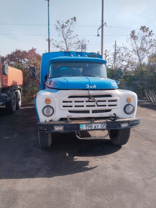 Продается спец техника в городе Қонаев.