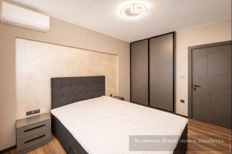 Дава се под наем Тристаен апартамент в Пловдив, Център - 90 кв.м за 1196.97 € - Снимка #4