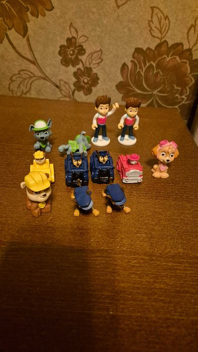 Patrula catelusilor figurine mașinuțe camion plusuri