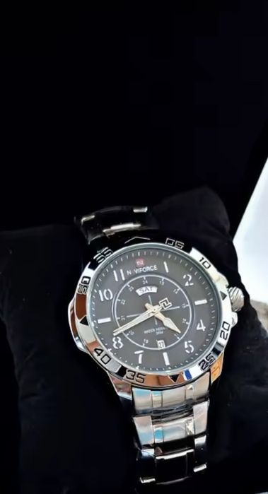 Мъжки часовник NAVIFORCE