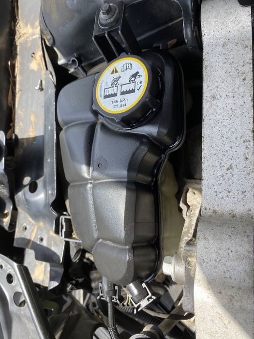 Vas expansiune Volvo XC 60 2.4 D 2012