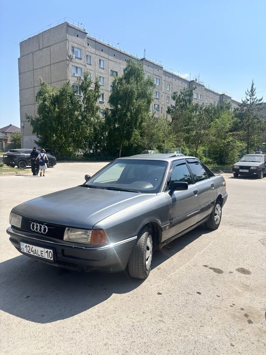 Продам машину Audi 80 b3