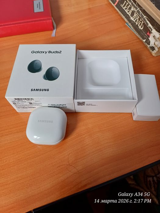 Продам Galaxy Buds 2
