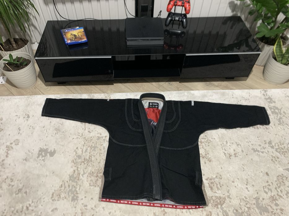 Продам кимоно! Оригинал заказ из Европы!